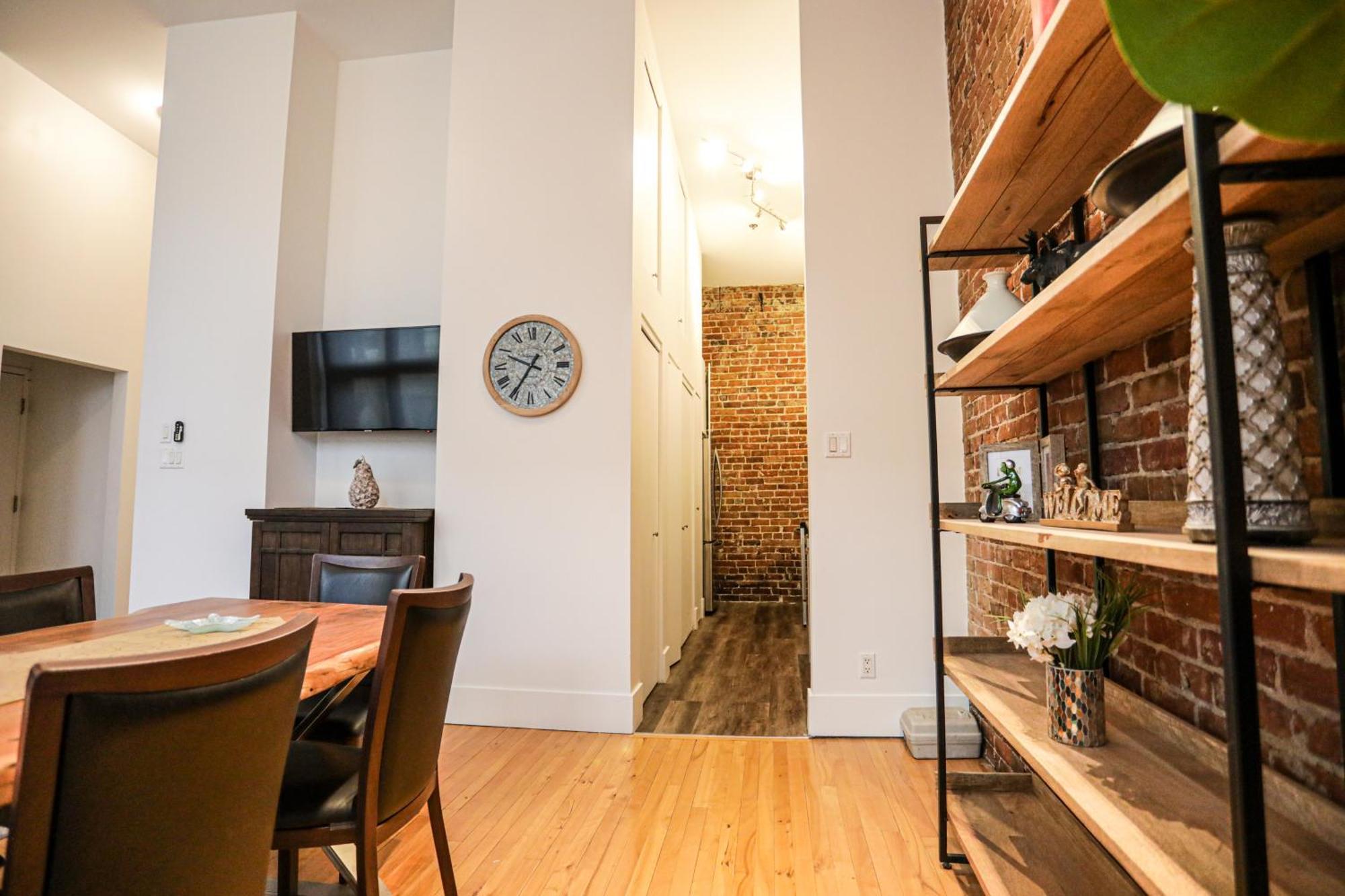 Elegant 1 Bedroom In Old Port- 301 Apartment Montreal