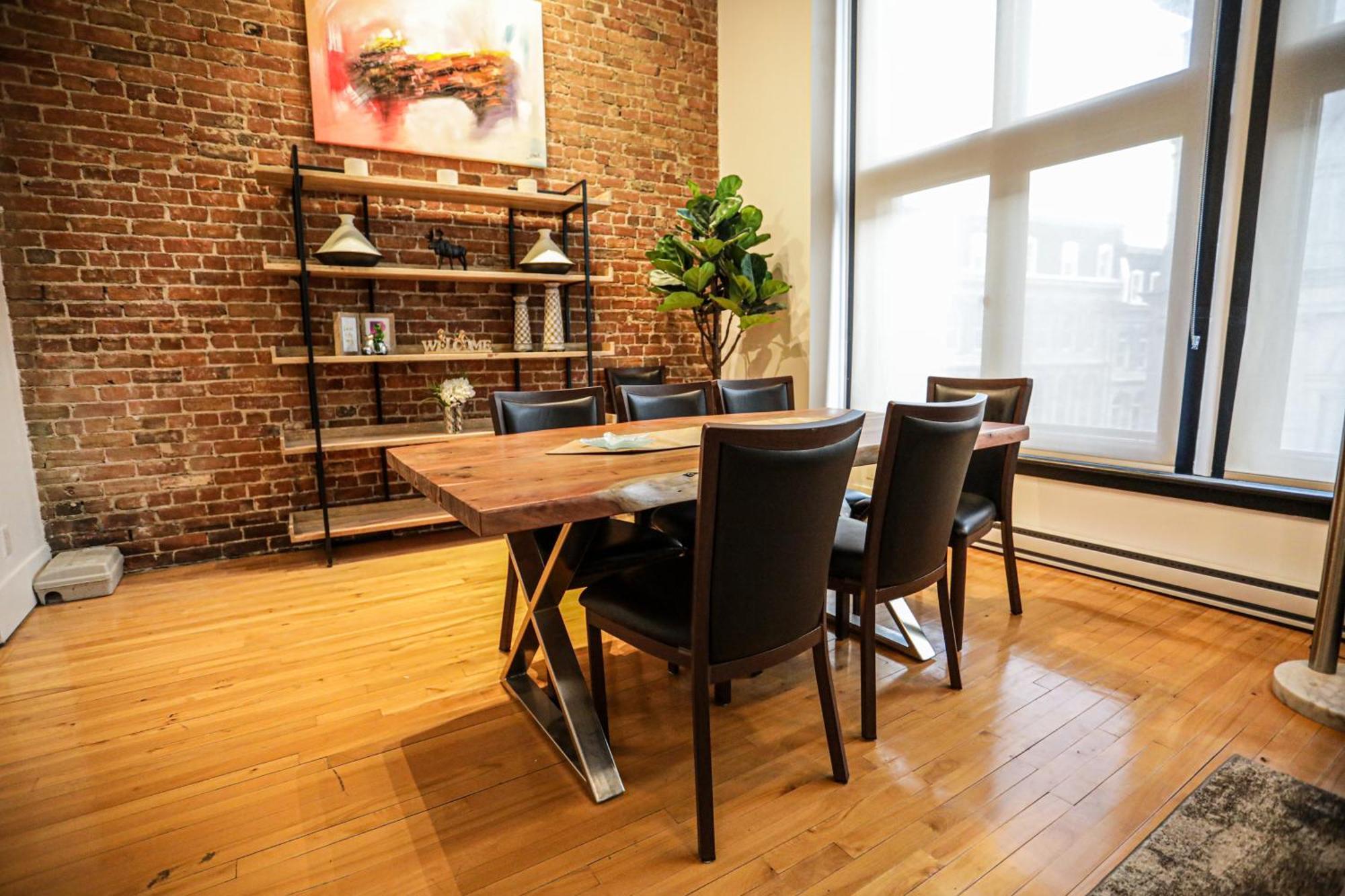 Apartment Elegant 1 Bedroom In Old Port- 301 *