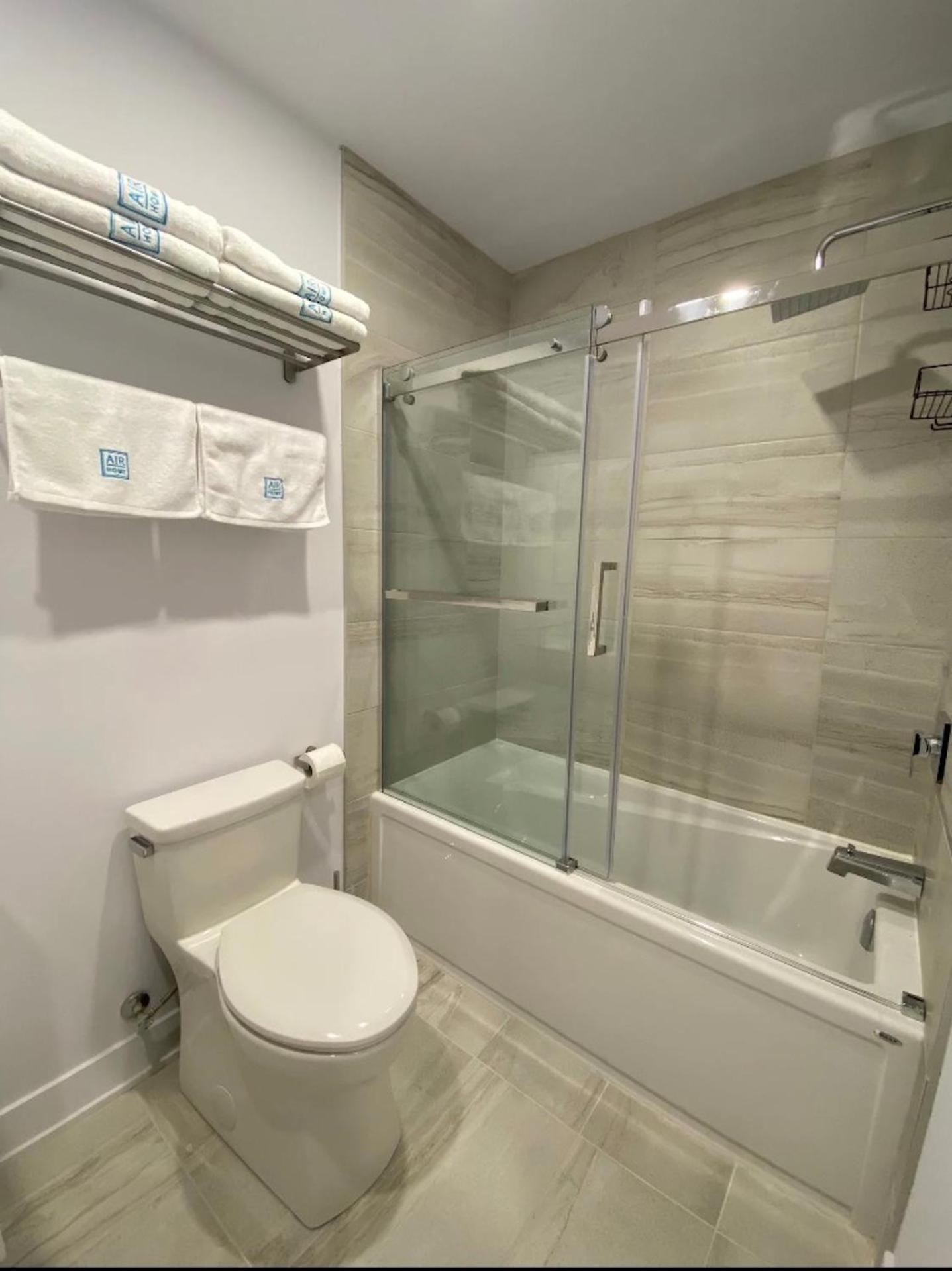 Le Bijou Airhome One Or Two Bedroom * Montreal