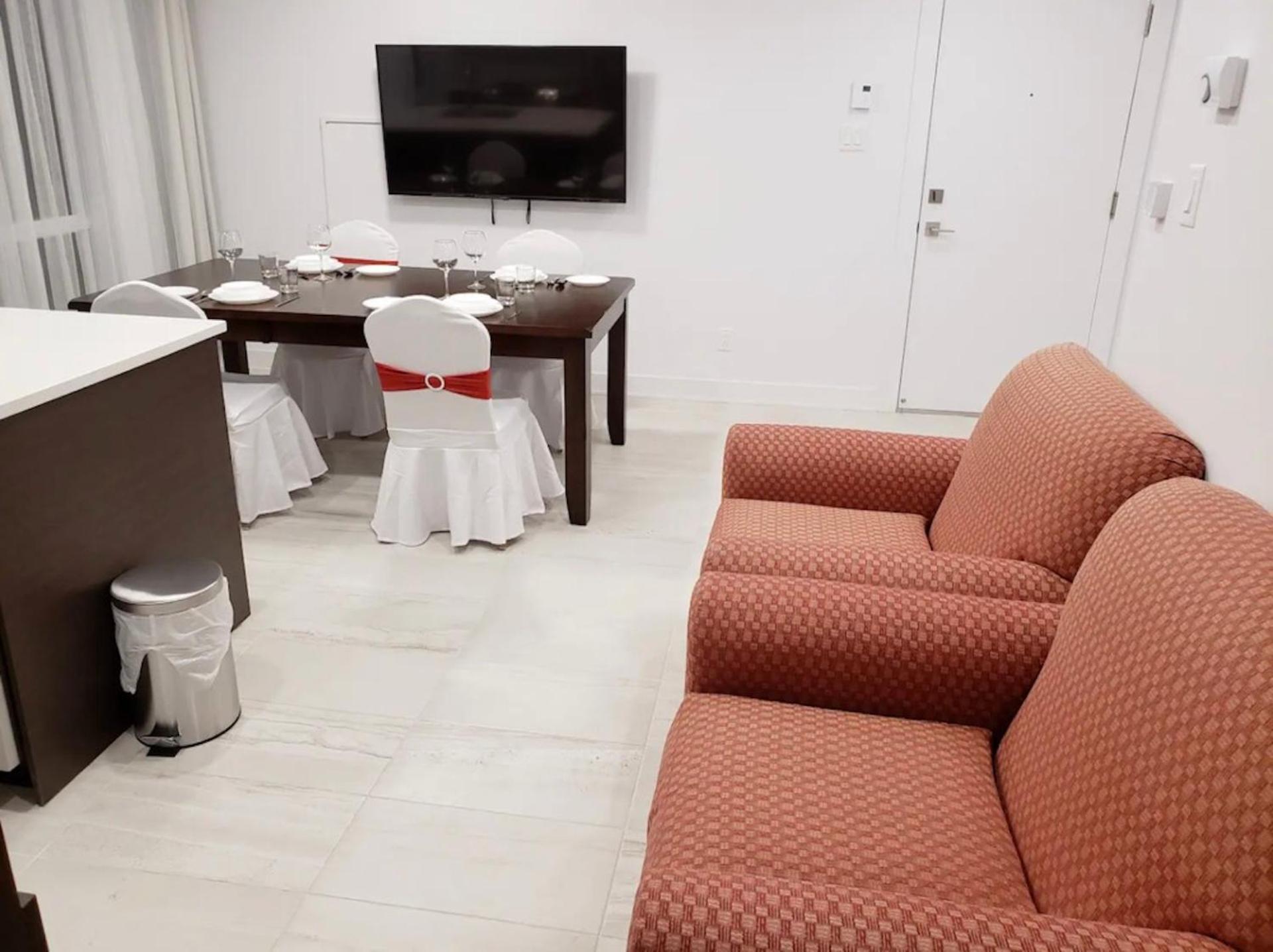 Le Bijou Airhome One Or Two Bedroom