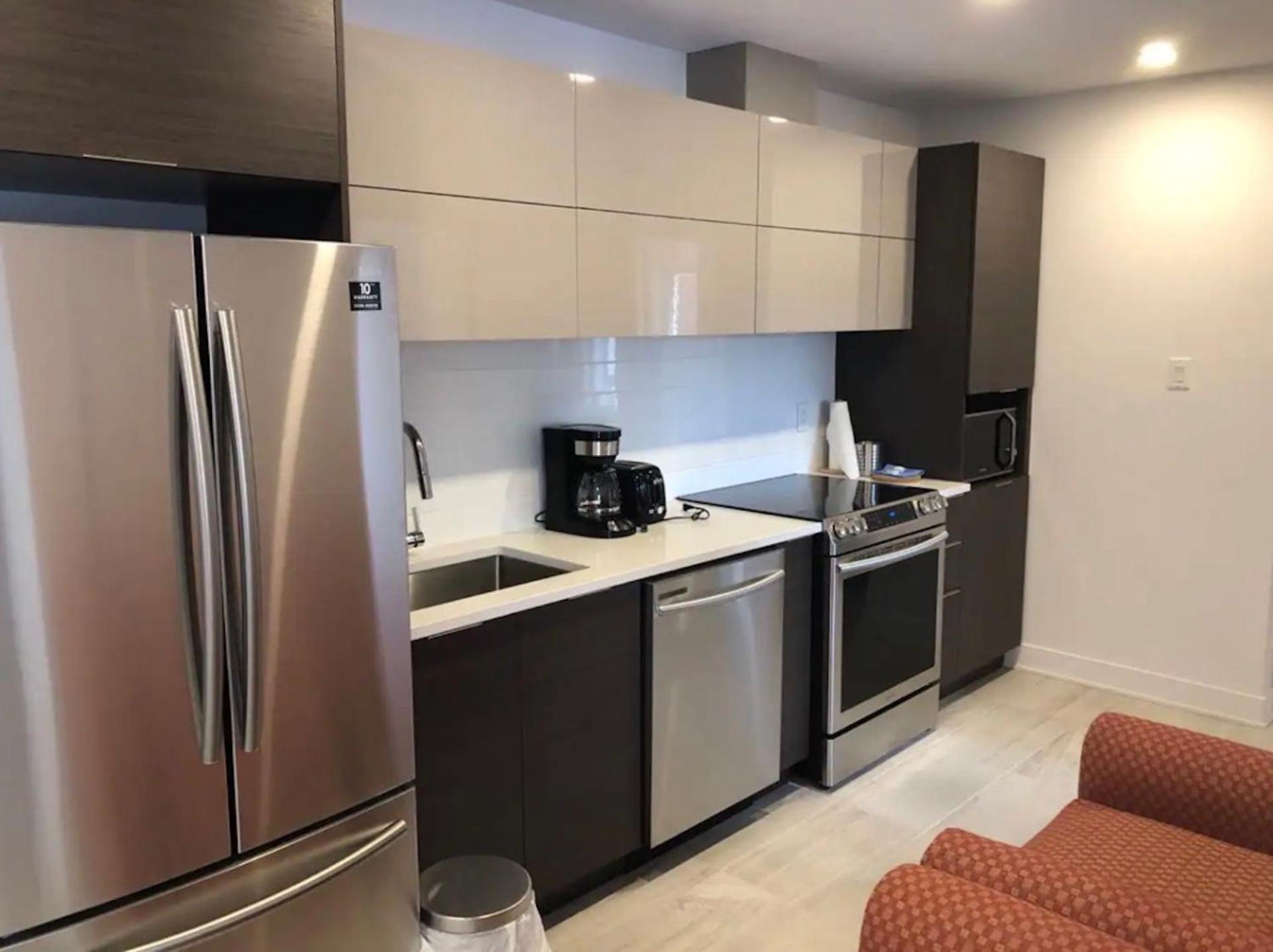 Le Bijou Airhome One Or Two Bedroom Montreal