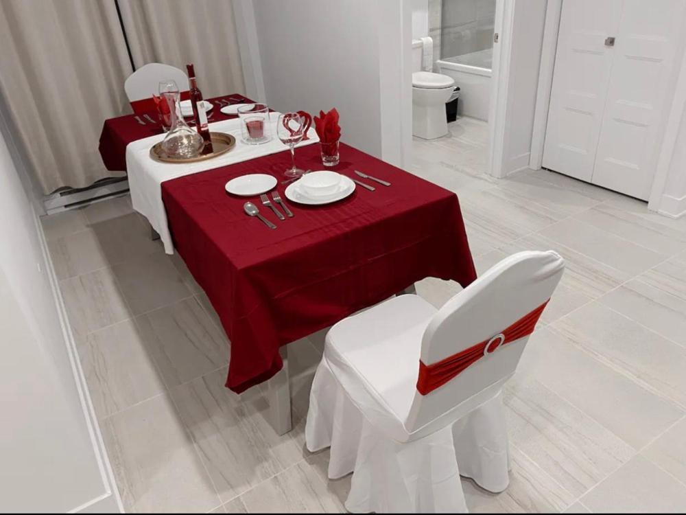 Le Bijou Airhome One Or Two Bedroom Montreal