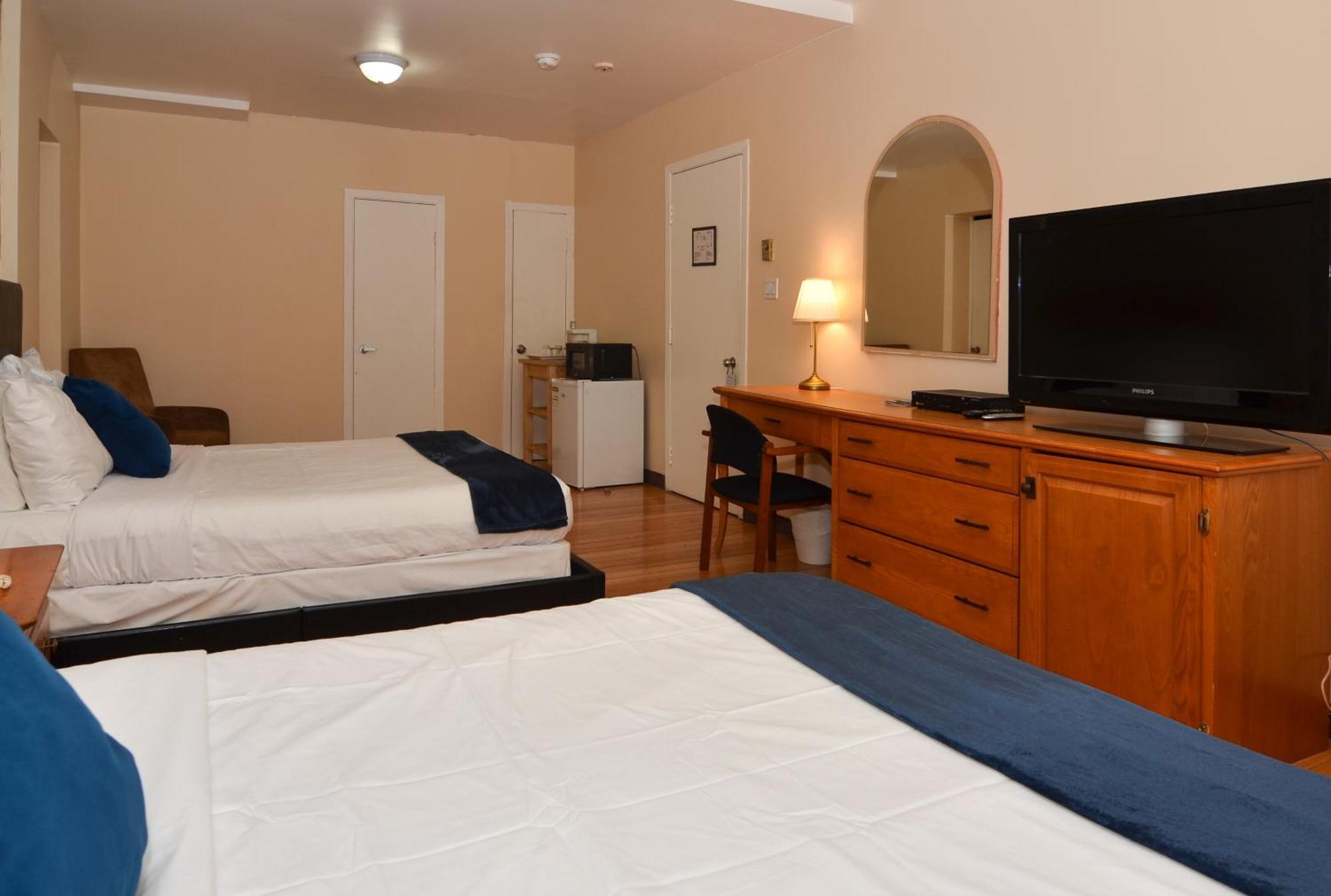 Dorion Hotel