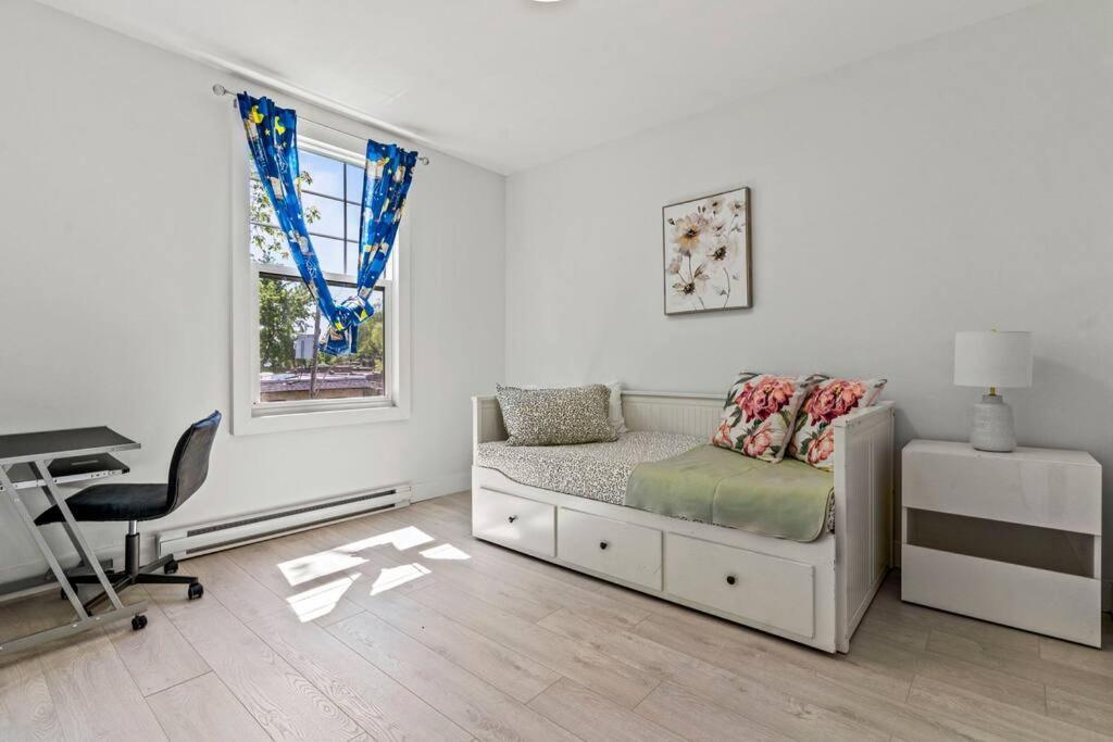 Apartment De Gamme Ndg Montreal
