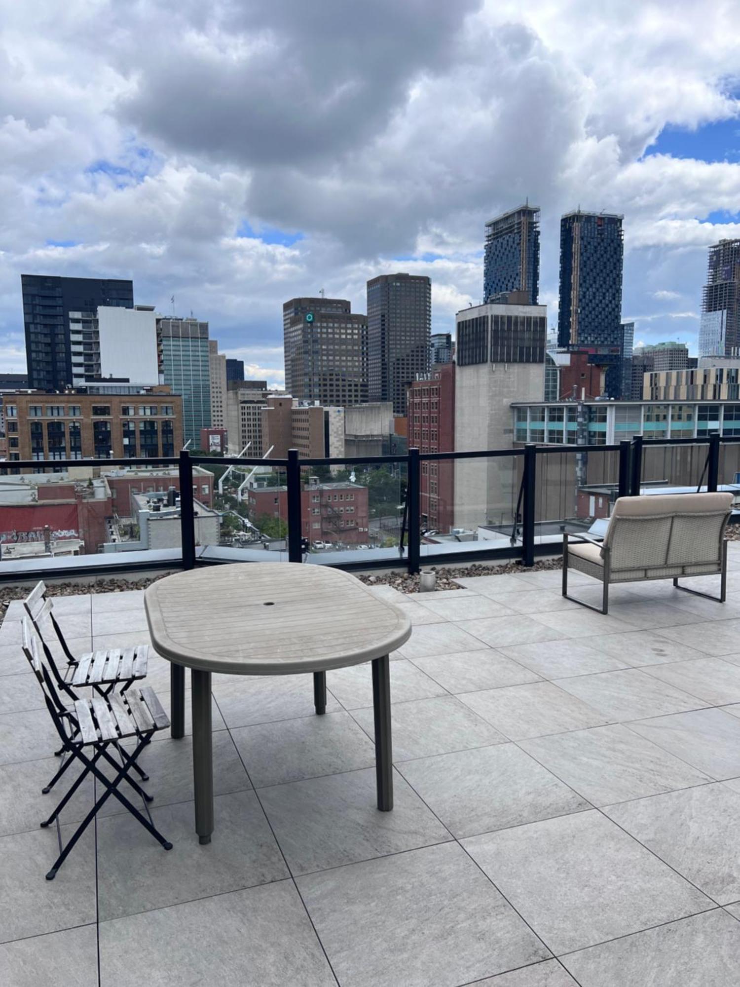 Apartment New Loft Views Free Parking Montreal
