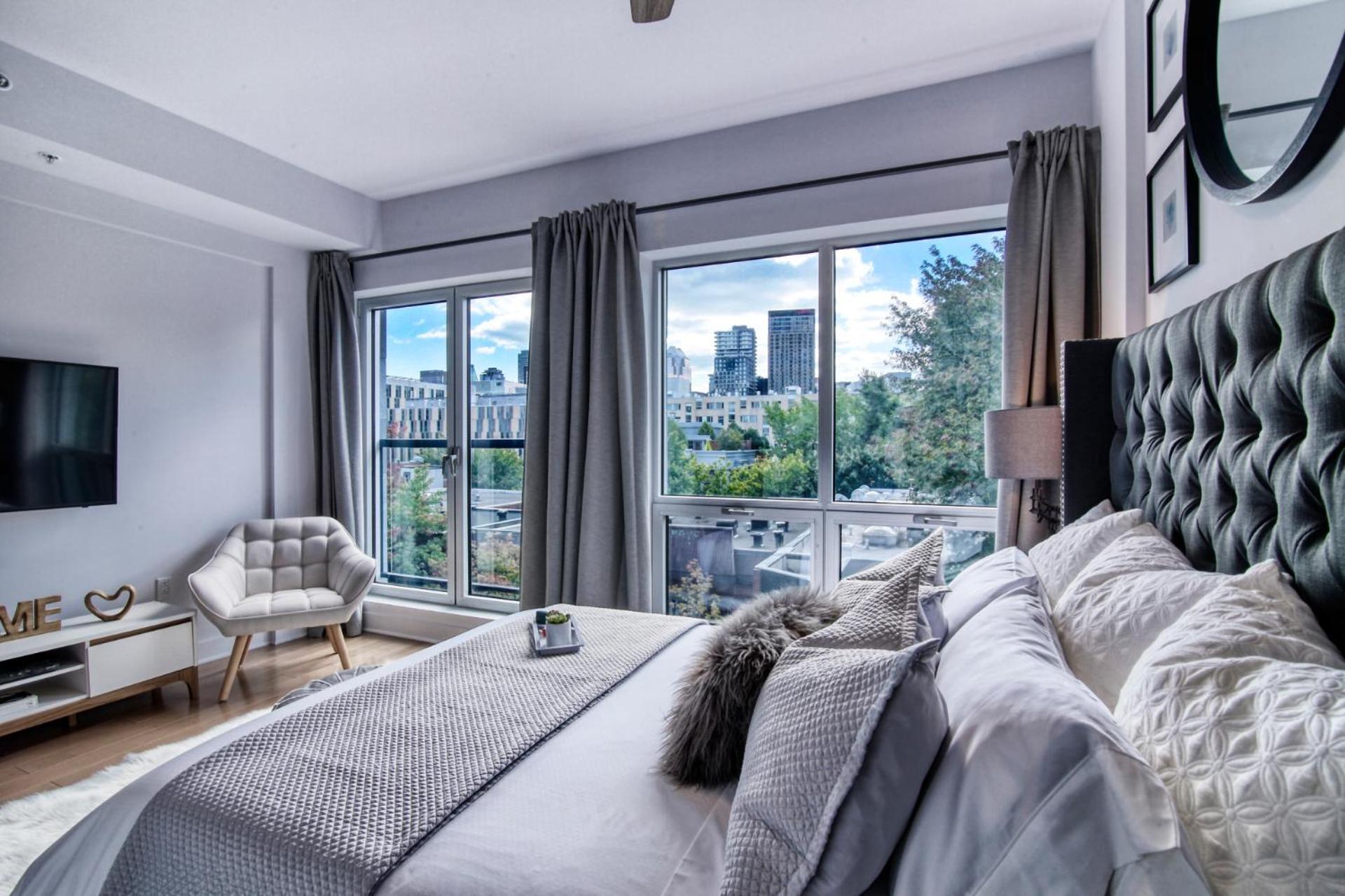 New Loft Views Free Parking Montreal