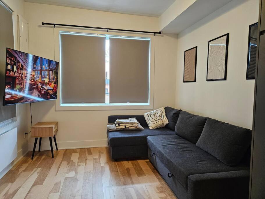 Chic 2 Bedroom *