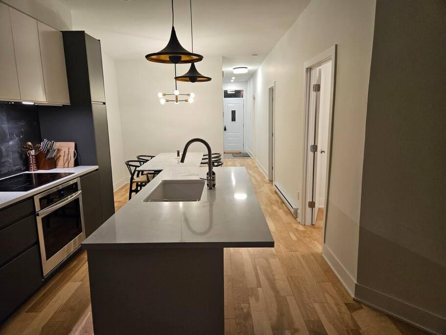 Chic 2 Bedroom *