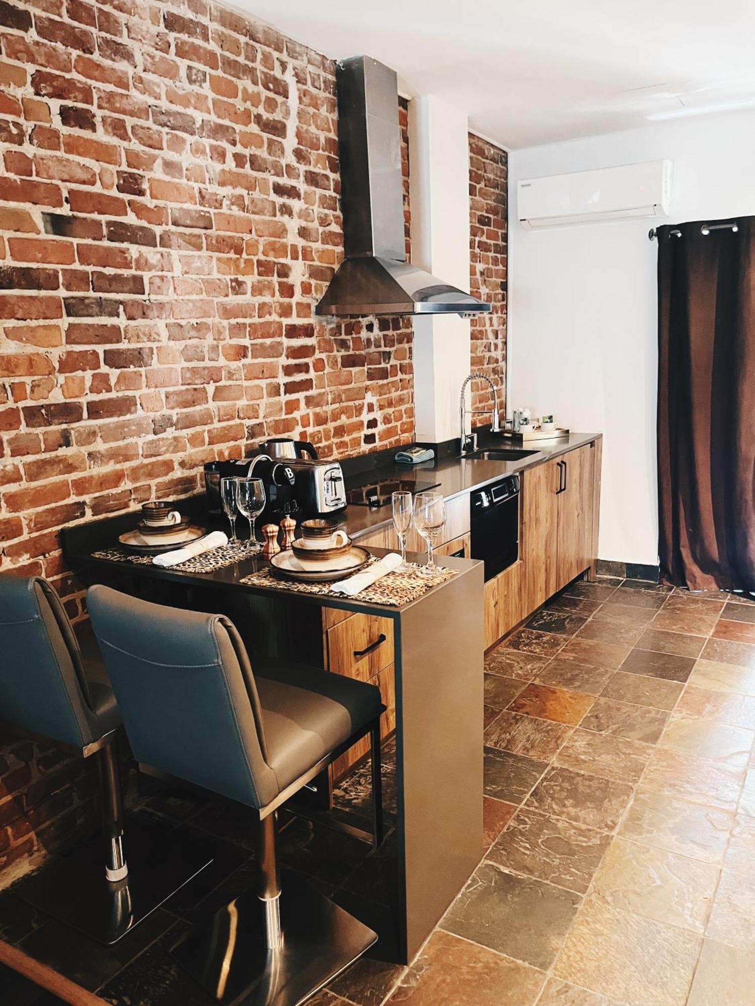 Kutuma 4* Montreal