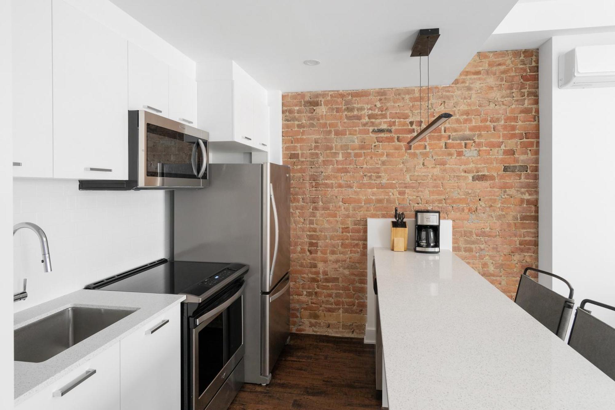 Sonder Gare Saint Denis Aparthotel Montreal