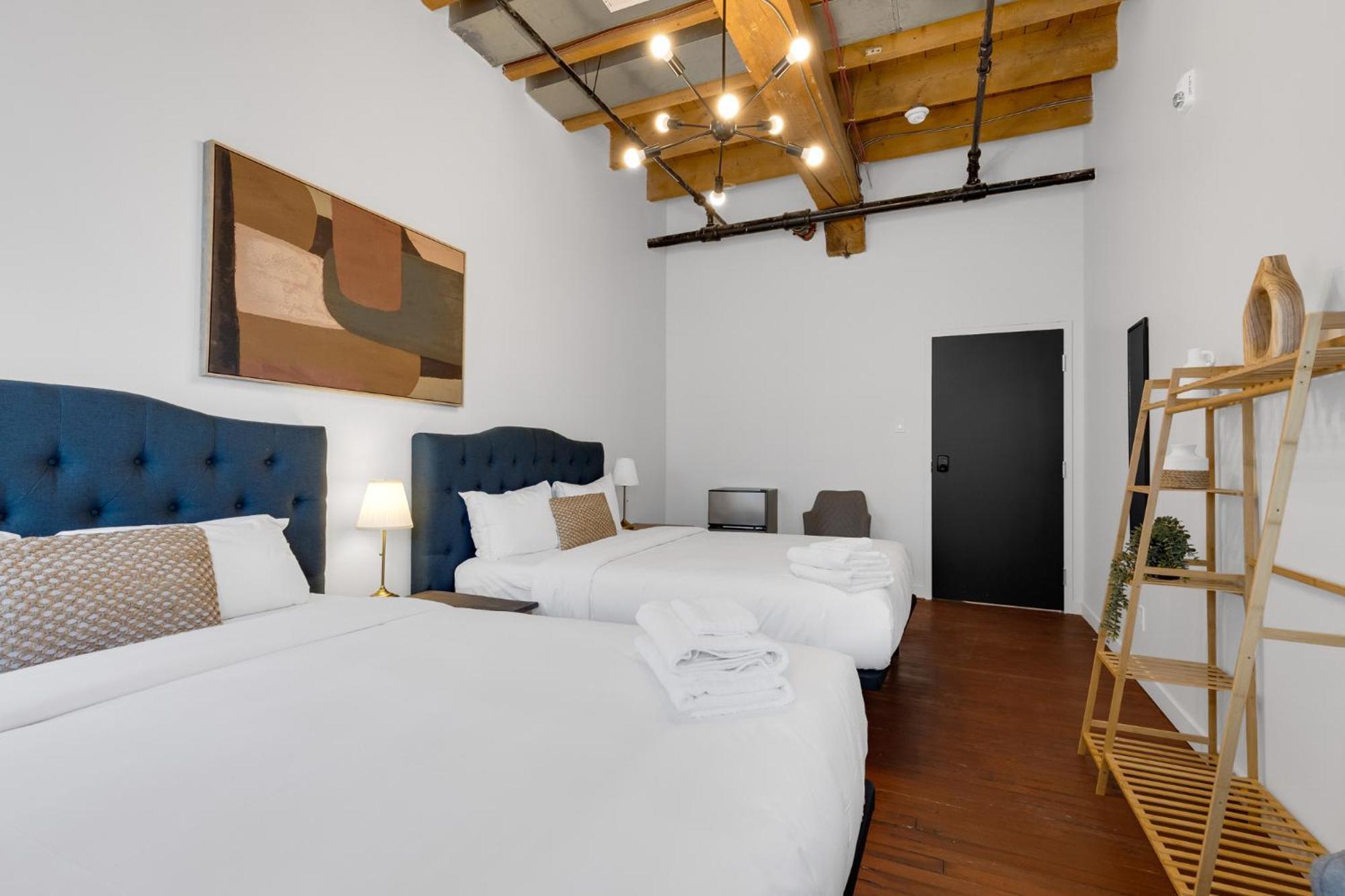 The Little Rooms-old Montreal
