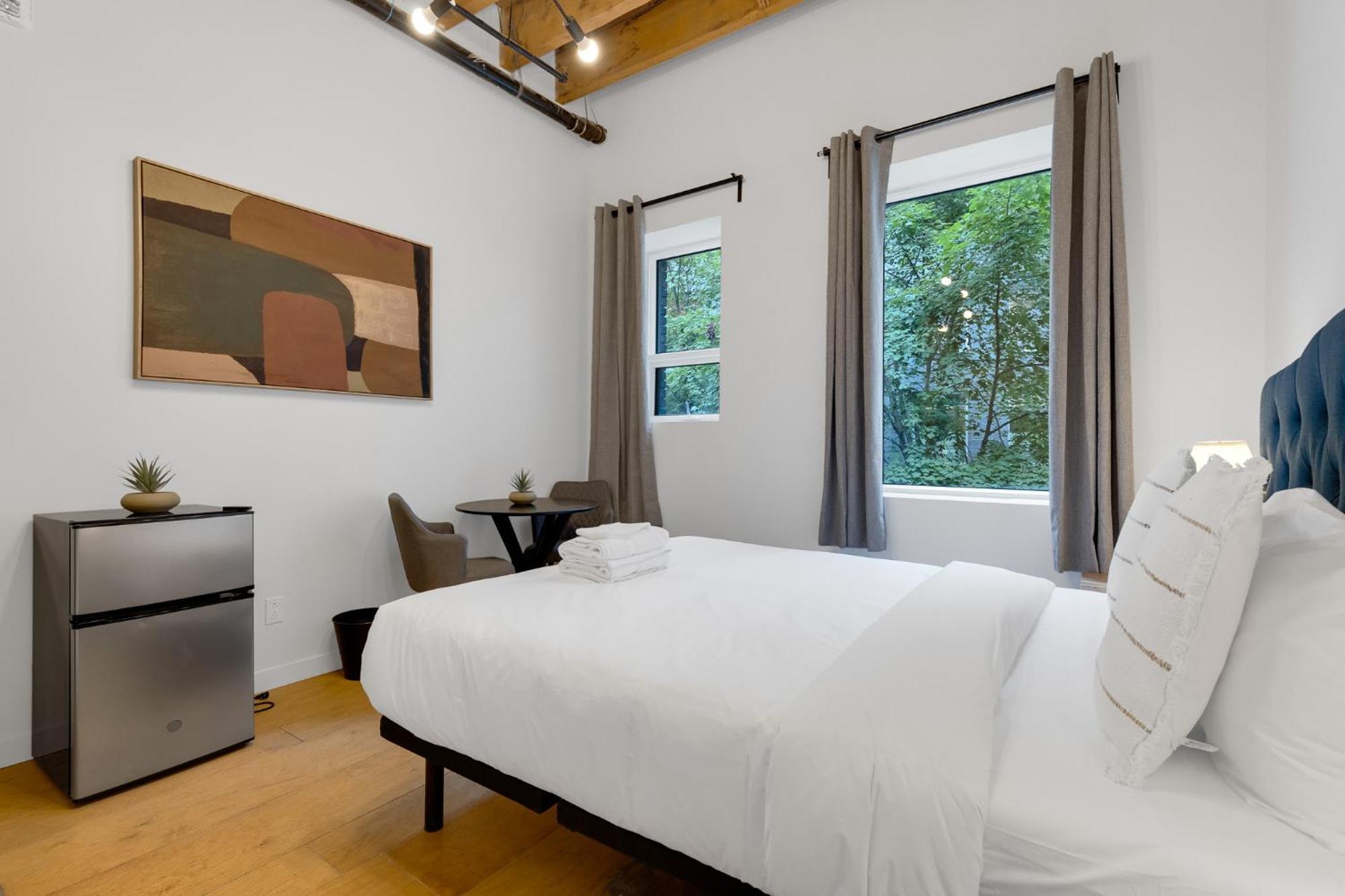 The Little Rooms-old Montreal