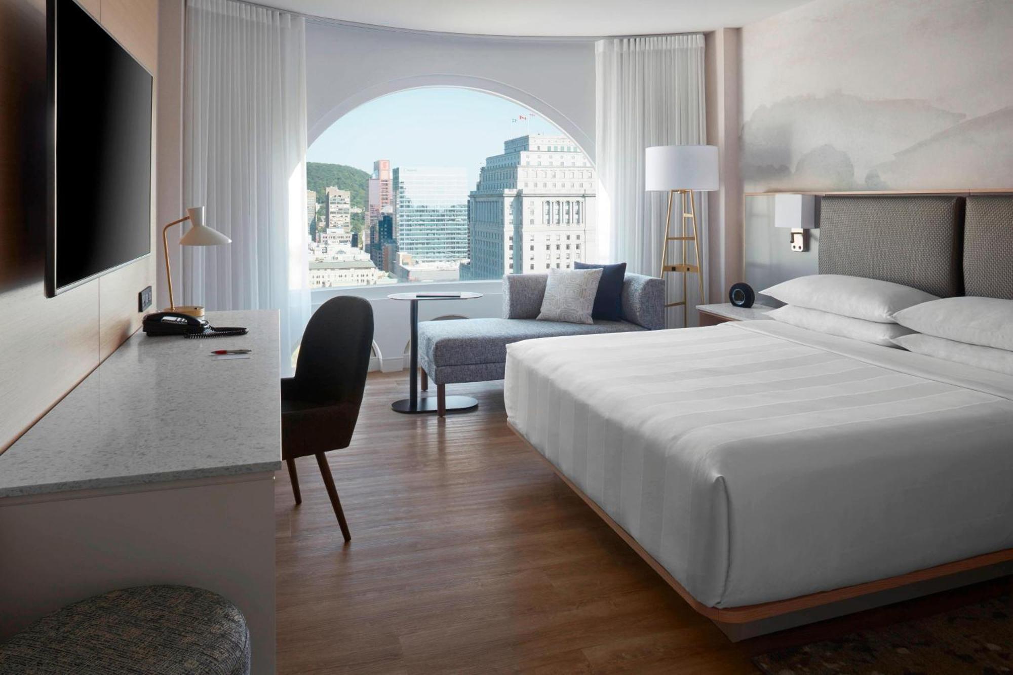 Hotel Marriott Chateau Champlain 4*