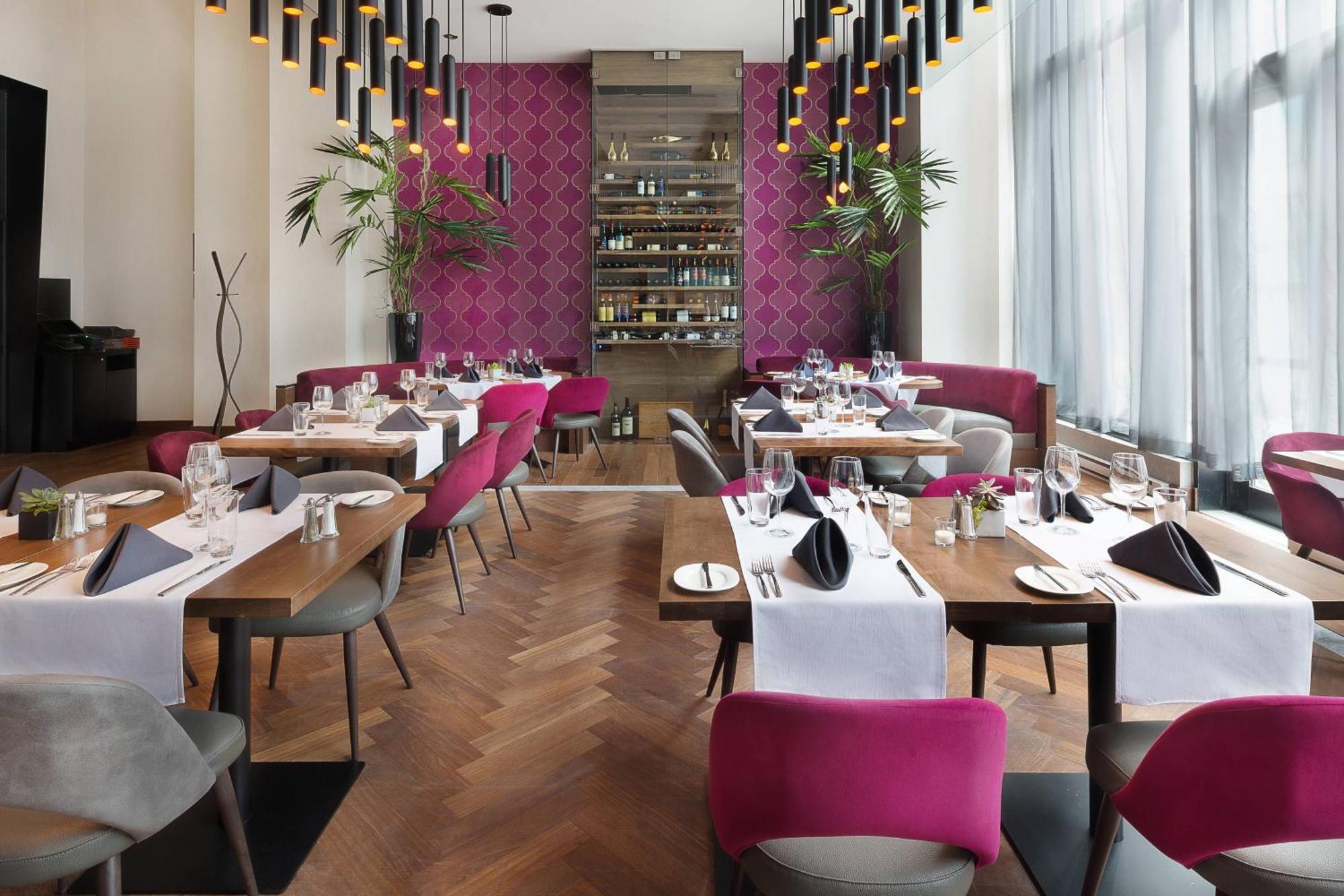 Ac Centre-ville Hotel 4*