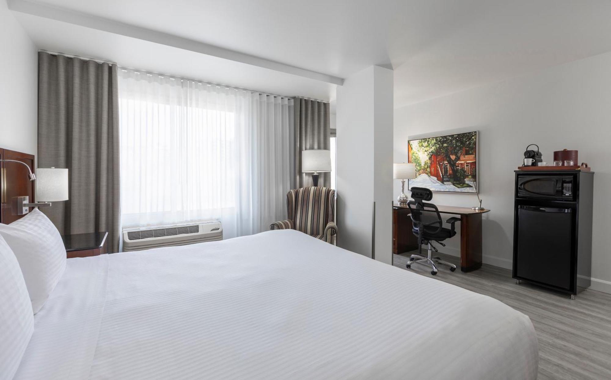 Hotel Le Nouvel 4*