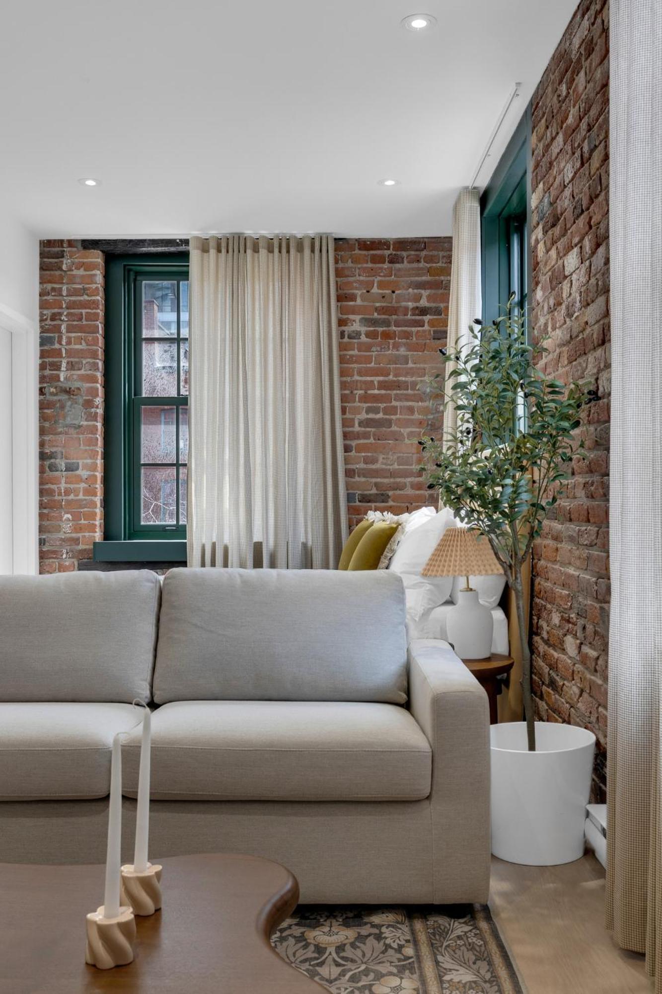 The Mercer Boutique Aparthotel Montreal