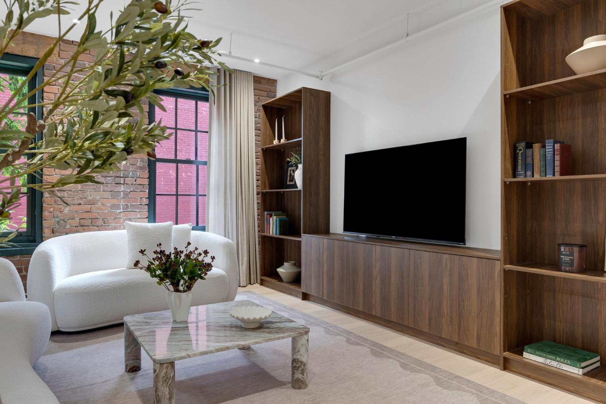 The Mercer Boutique Aparthotel Montreal