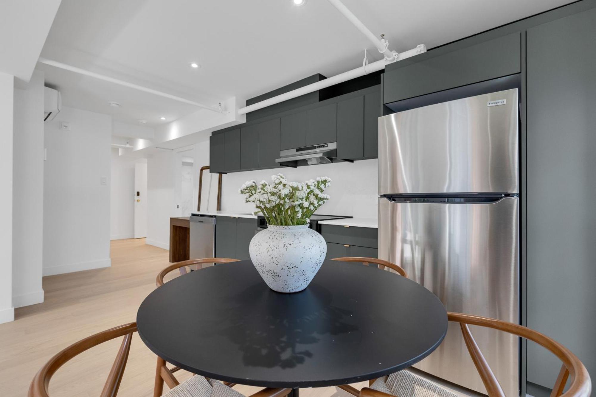 The Mercer Boutique Aparthotel Montreal