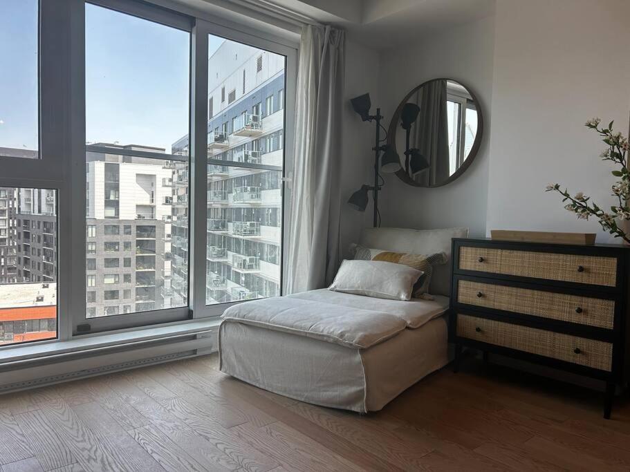 Urban Executive Studio *