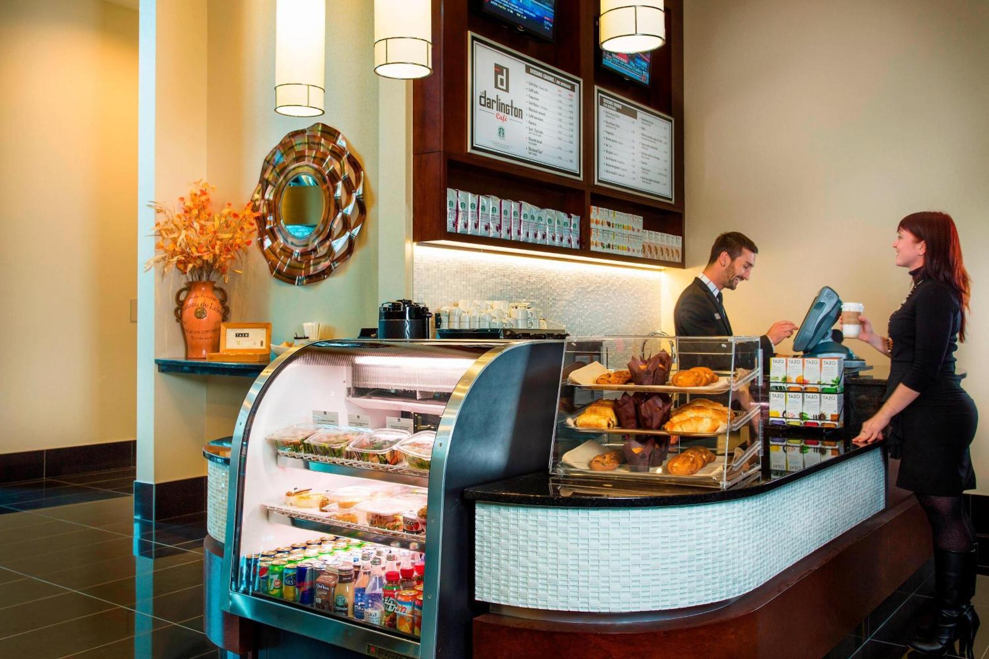 Courtyard Par Marriott Centre-ville Hotel