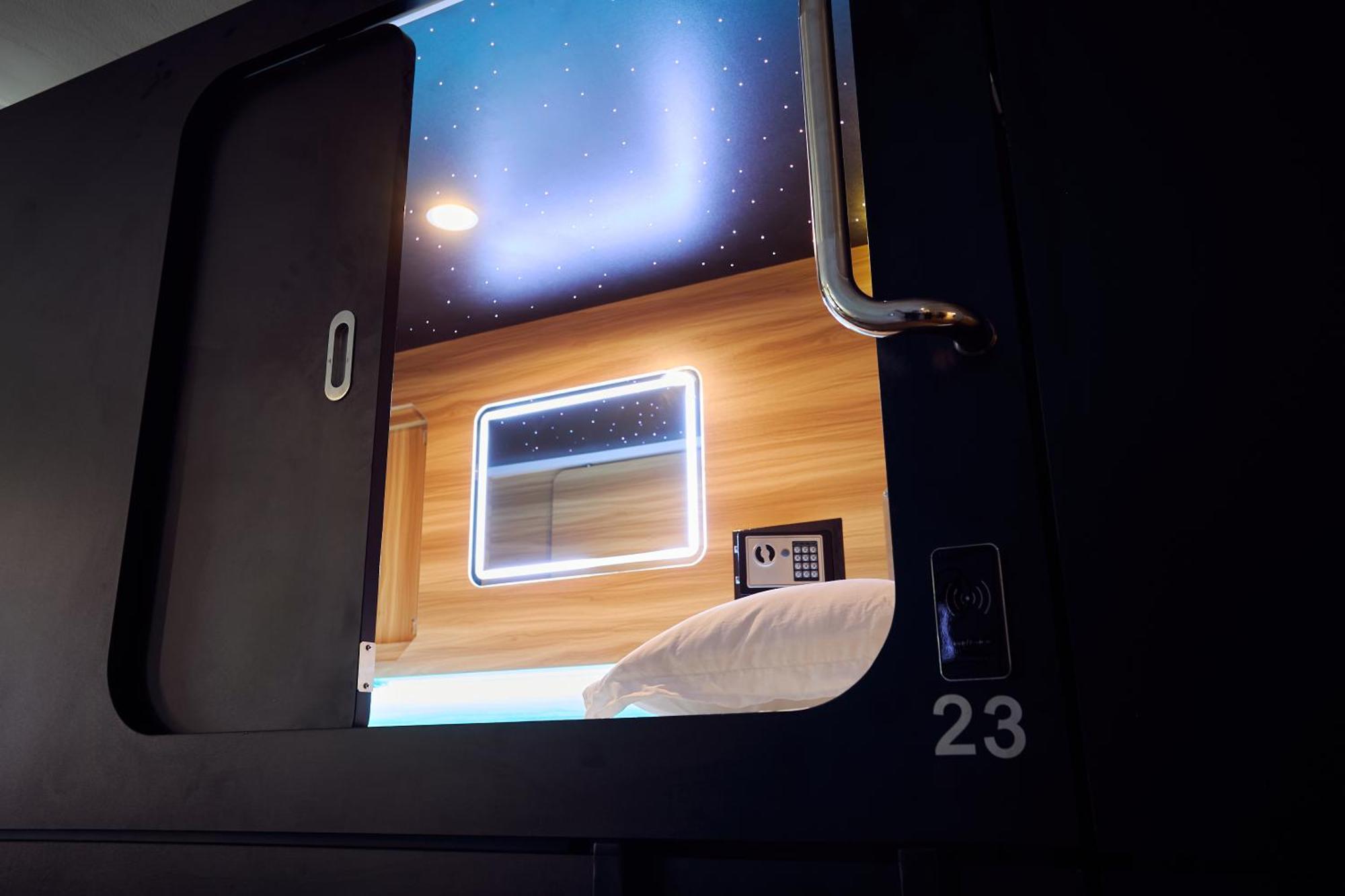 Guest house Capsule