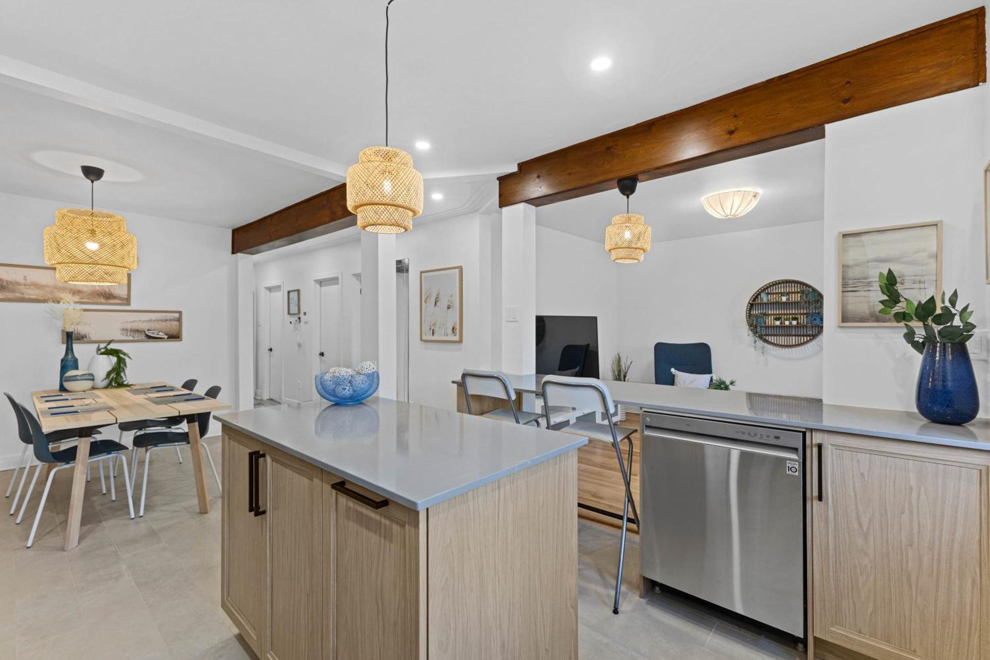 Large Beautiful 2br Fully Equipped *