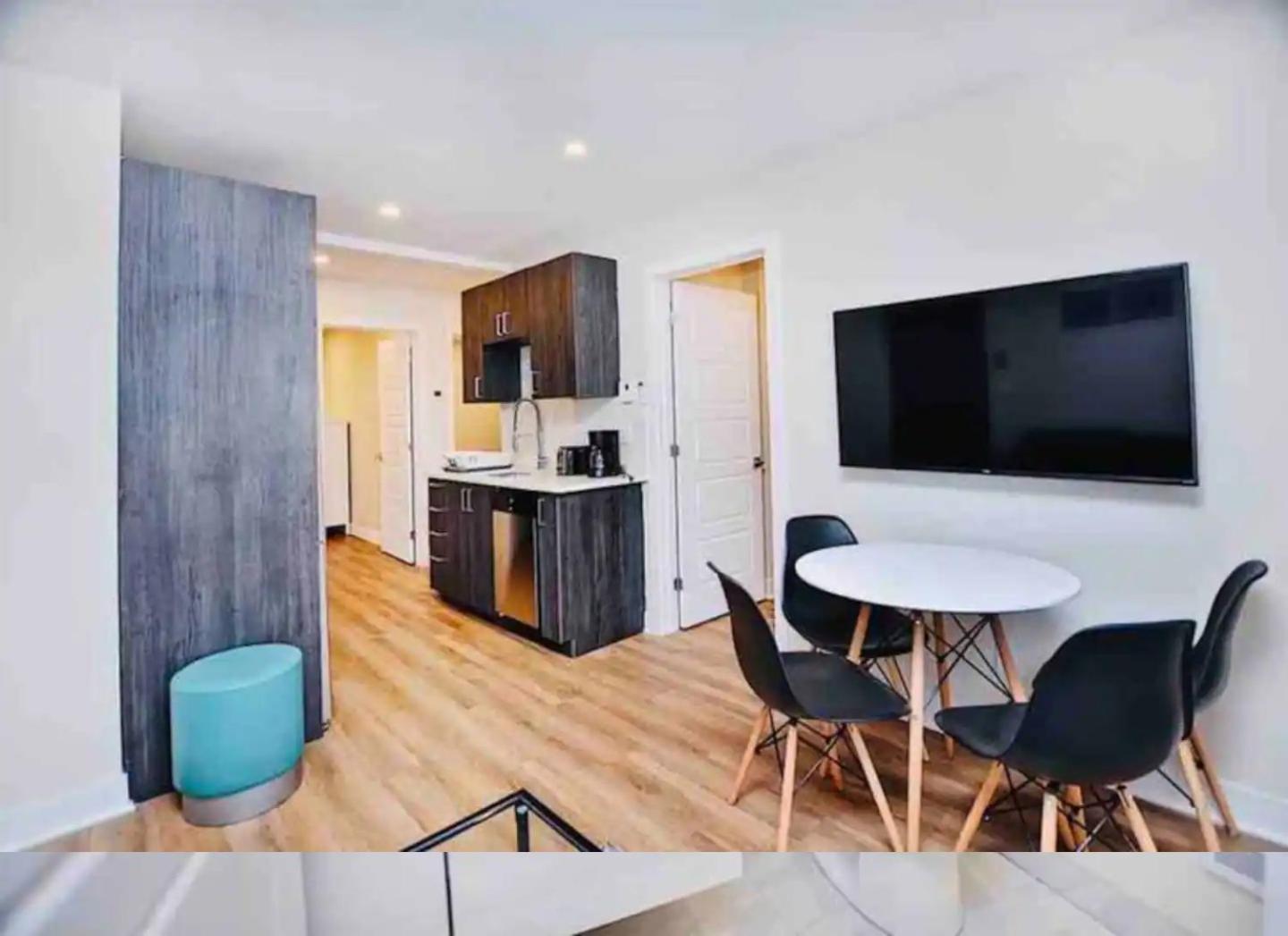 Elegant 3bdr In Heart Of Plateau 8b * Montreal