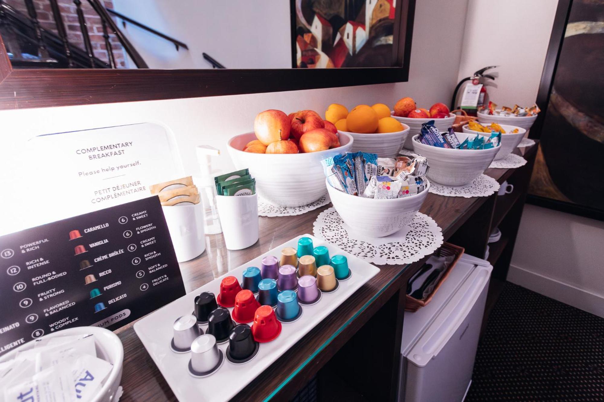 Self Check-in Boutique - Quartier Latin - 302 * Montreal
