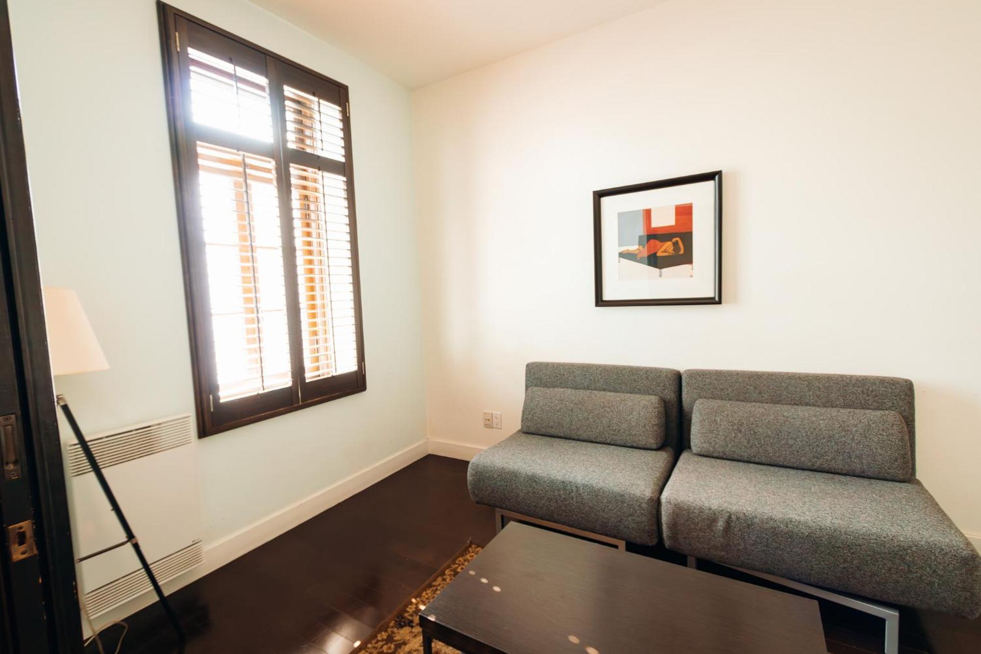 Self Check-in Boutique - Quartier Latin - 301 Aparthotel Montreal