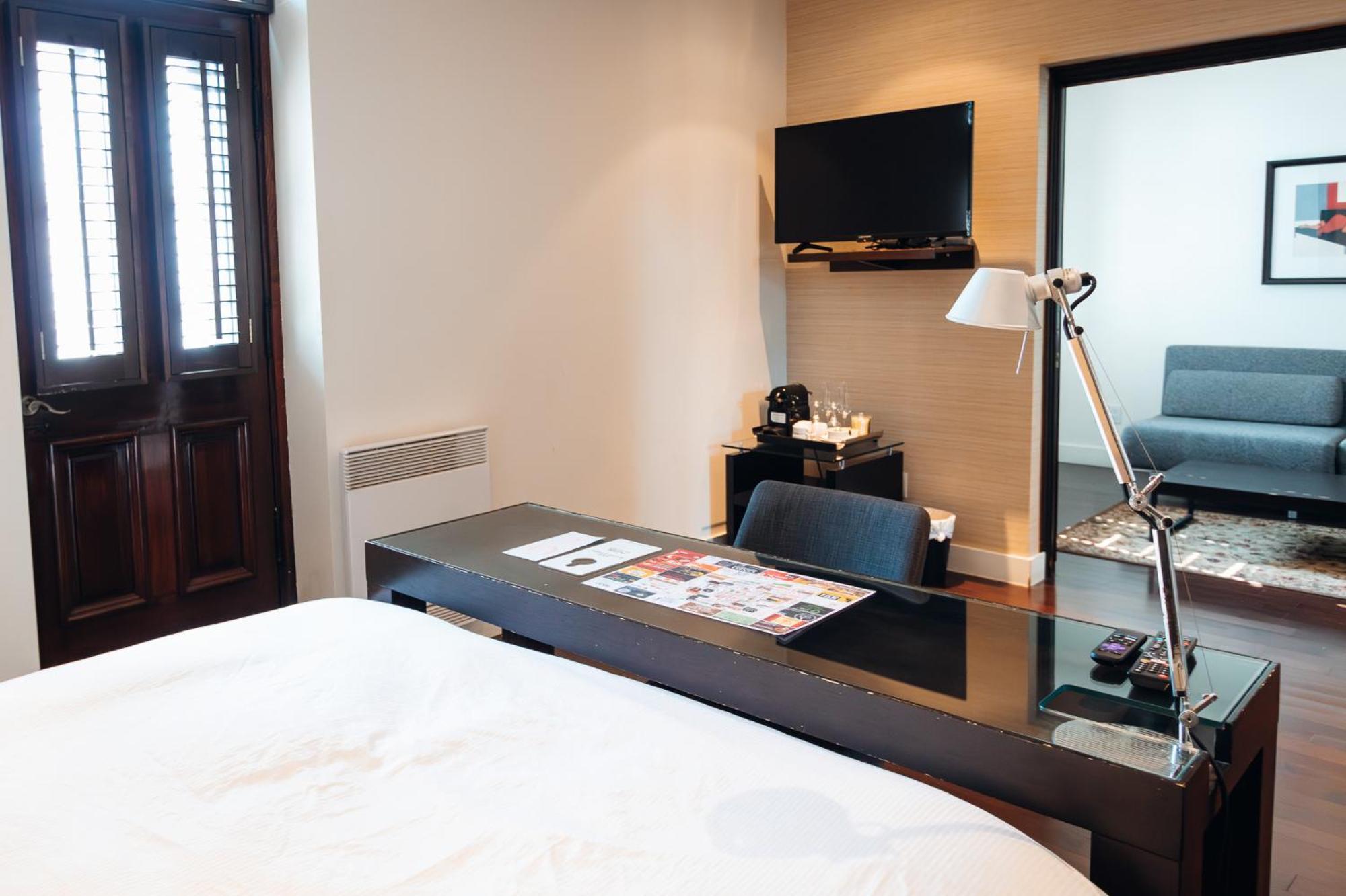 Self Check-in Boutique - Quartier Latin - 301 Aparthotel Montreal