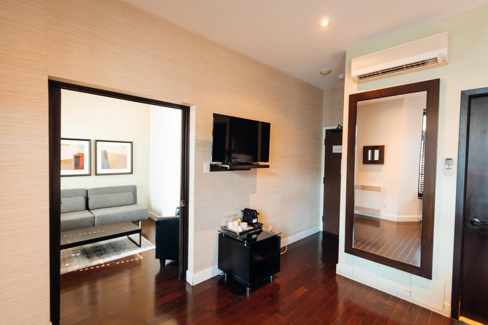 Self Check-in Boutique - Quartier Latin - 201 *