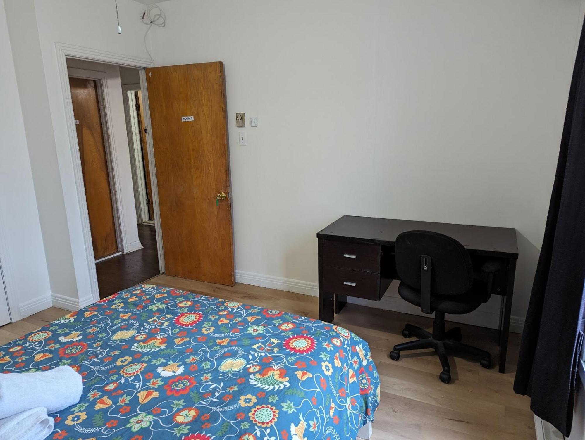 Harmony Near Metro Monk Station With Self Check-in *