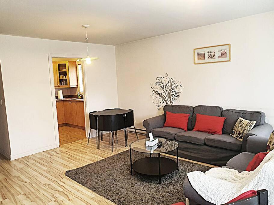 Apartment 3 Bedrooms Large - Ndg Montreal