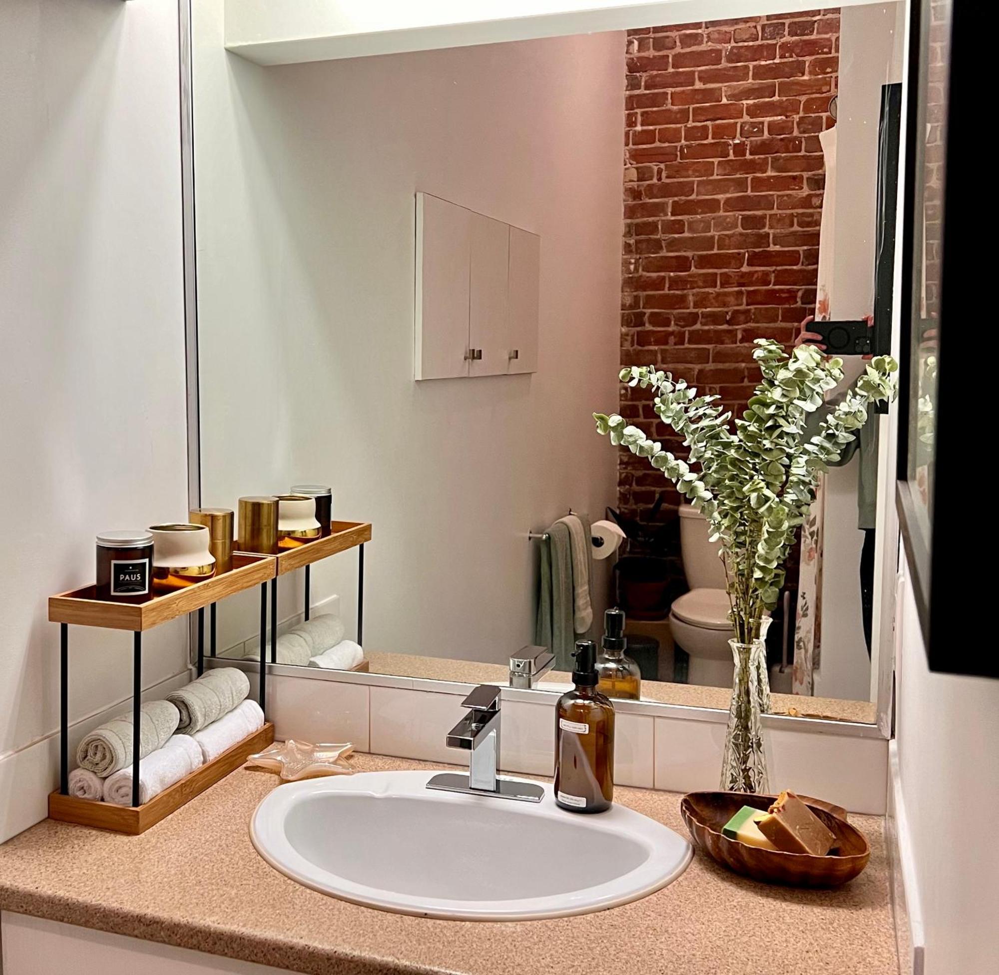 Elegant 1 Bedroom In Old Port- 301