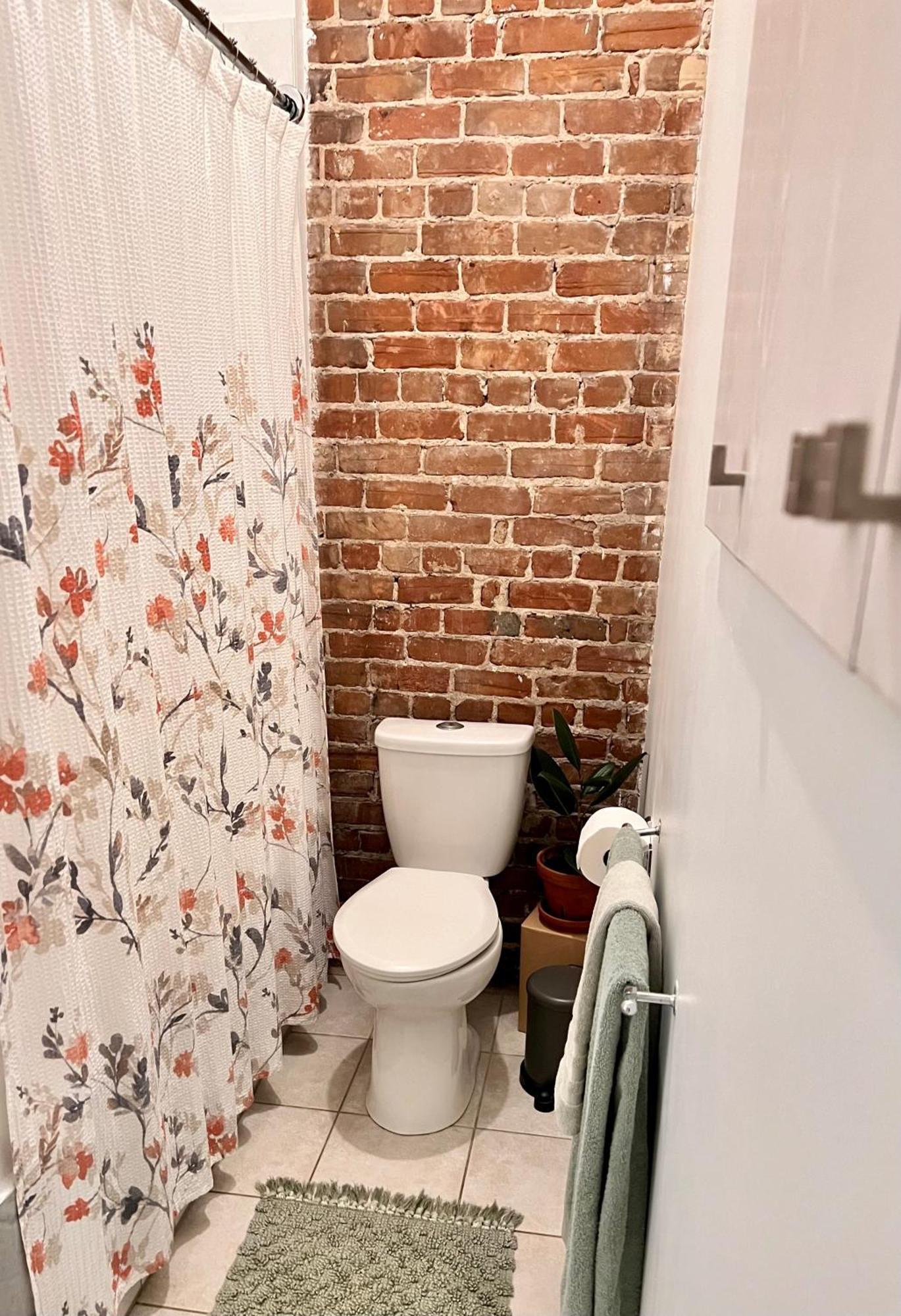 Elegant 1 Bedroom In Old Port- 301 Apartment