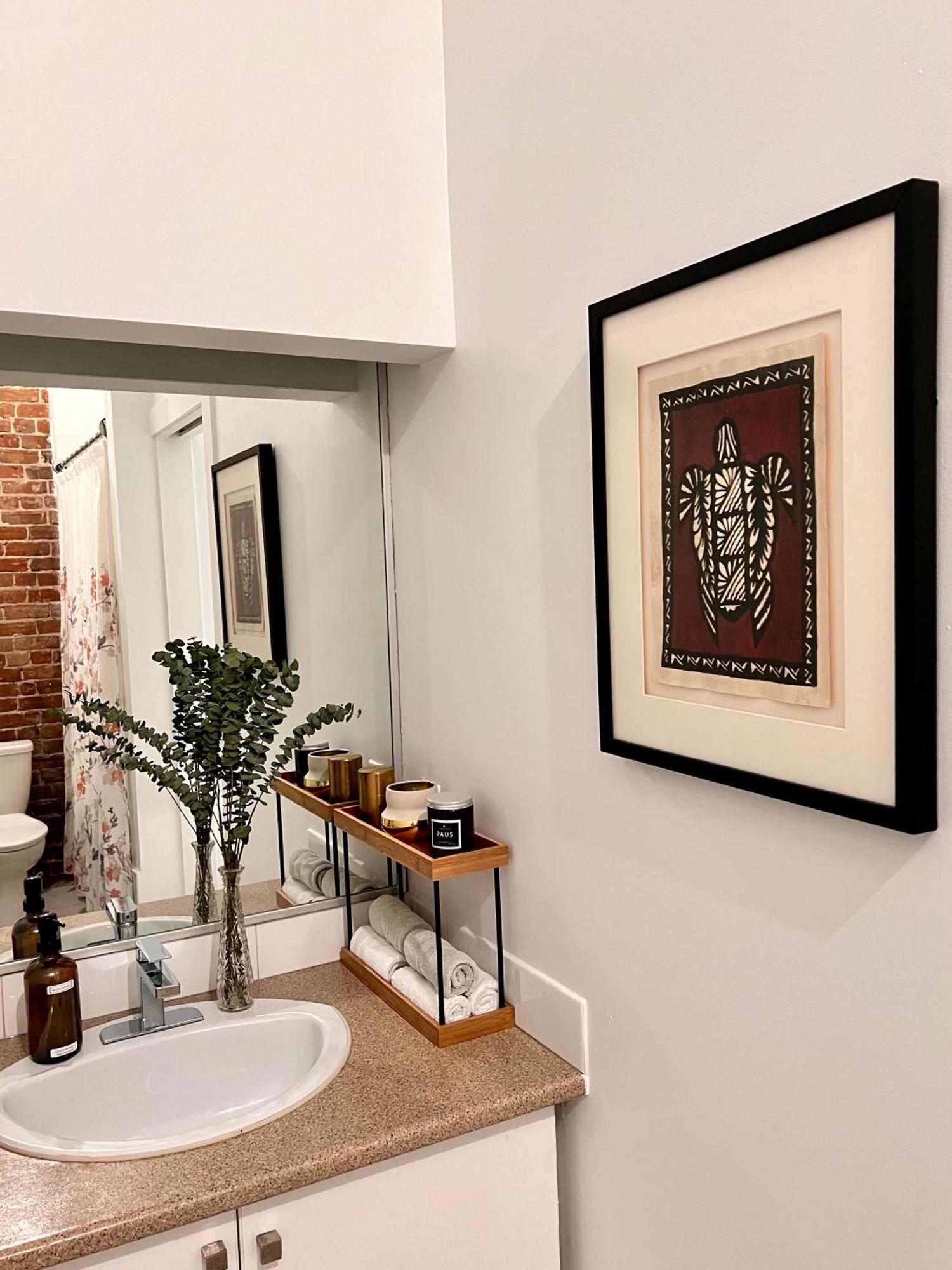 Apartment Elegant 1 Bedroom In Old Port- 301