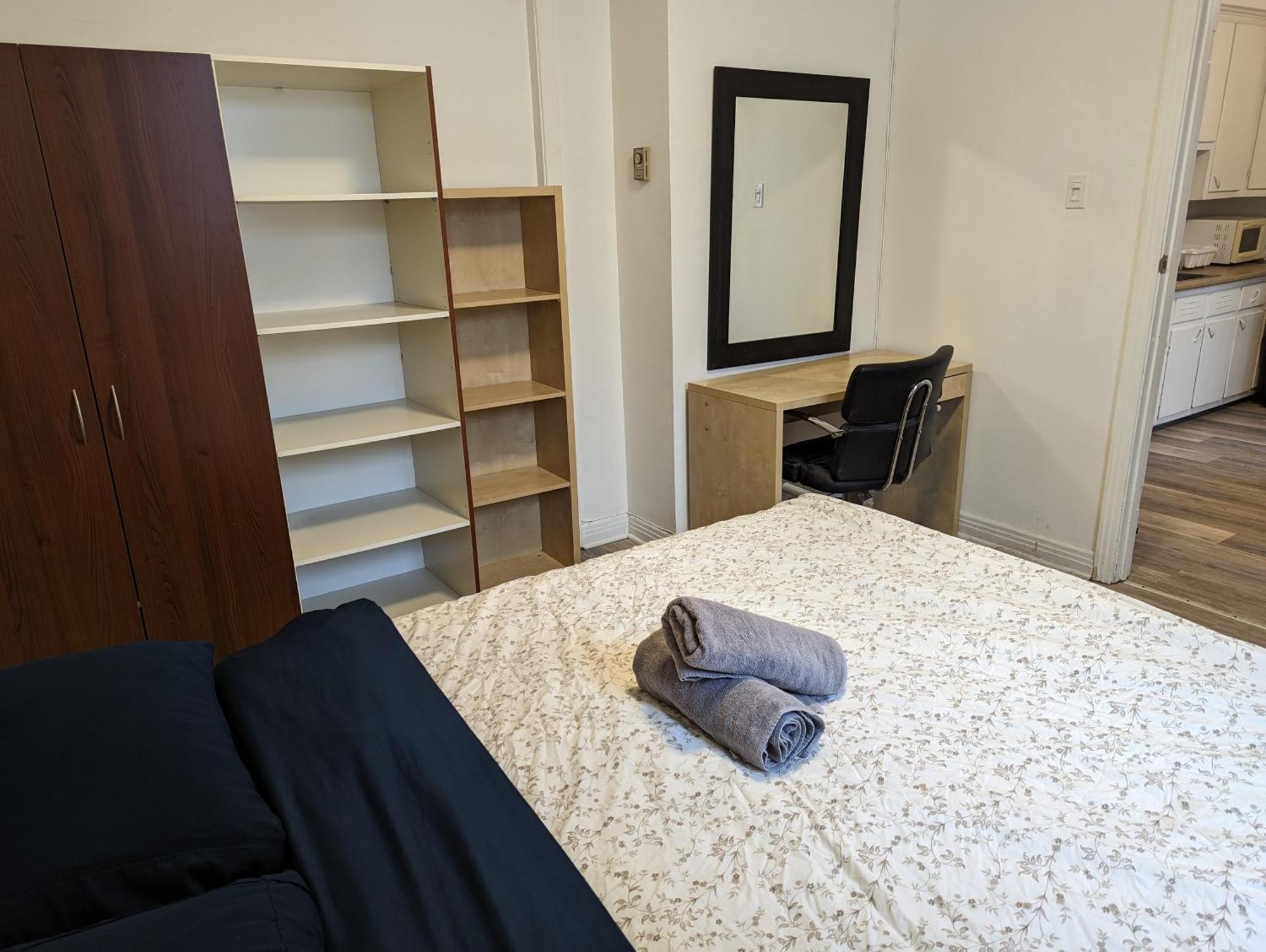 Guest house Harmony Near Metro Monk Station With Self Check-in