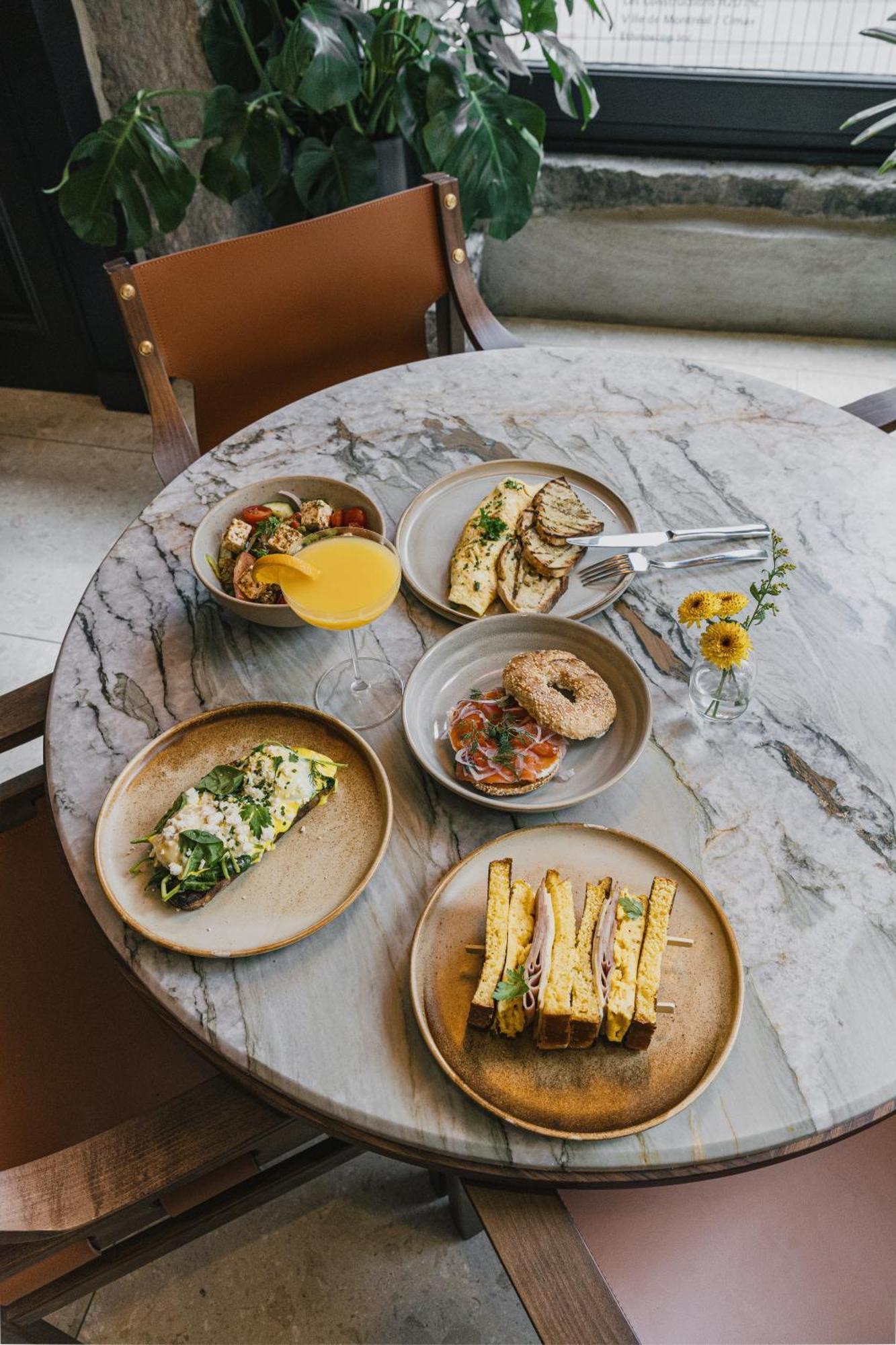 Nelligan Hotel 4*