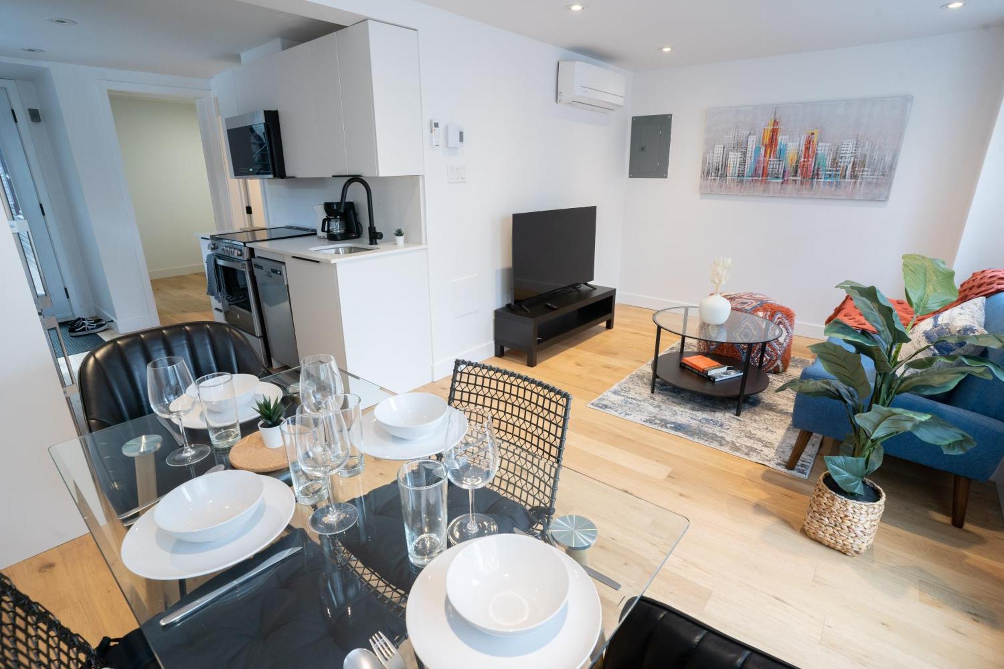 Apartment Superb 2 Bed Steps From Downtown And 2min To Metro *