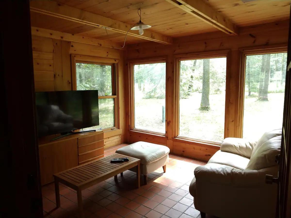 Chalet Lakefront In