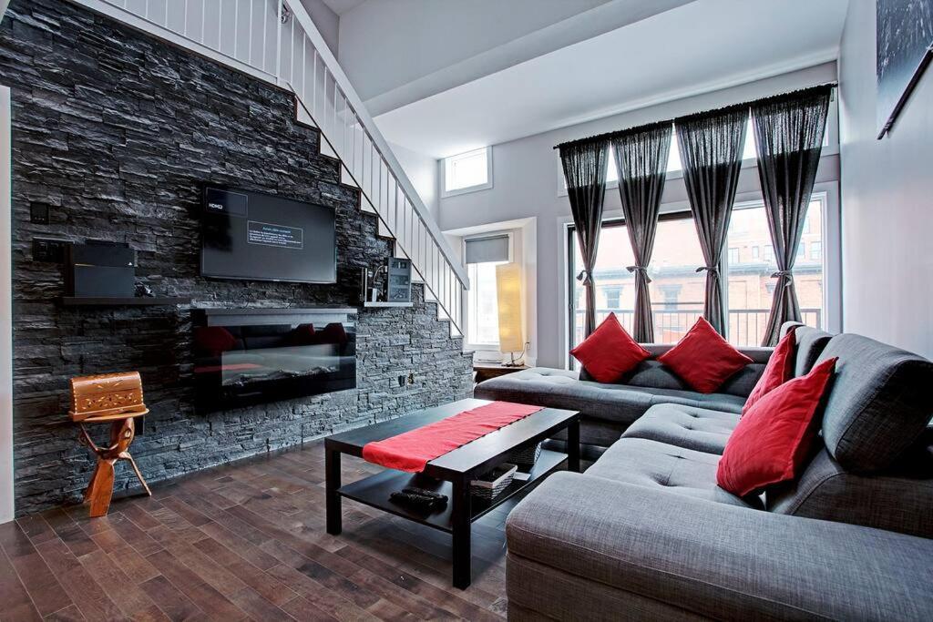 Cozy In Downtown Apartment Montreal