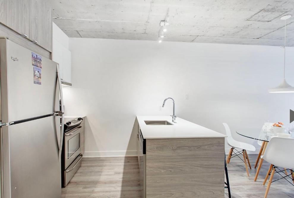 Rent Apartment *
