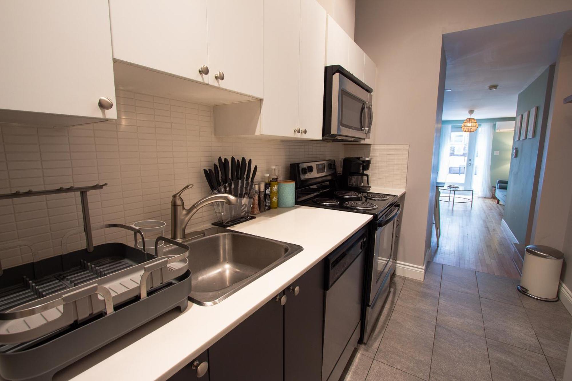 Apartment Bohemian - Selfcheckin - Rooftop - Terraces - St-denis Montreal