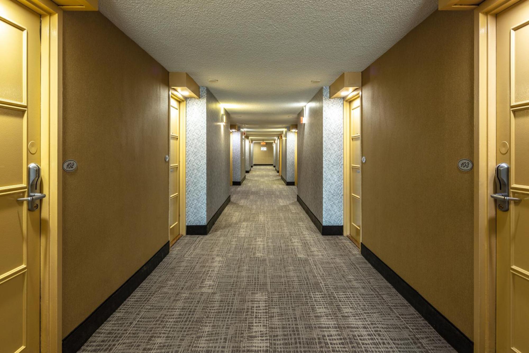 Royal Versailles Hotel
