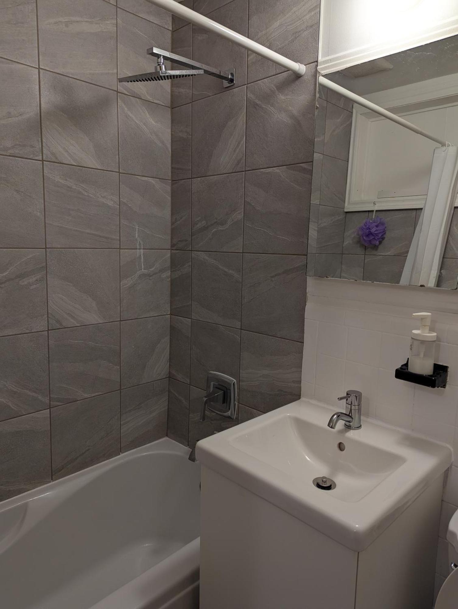 Harmony Near Metro Monk Station With Self Check-in *