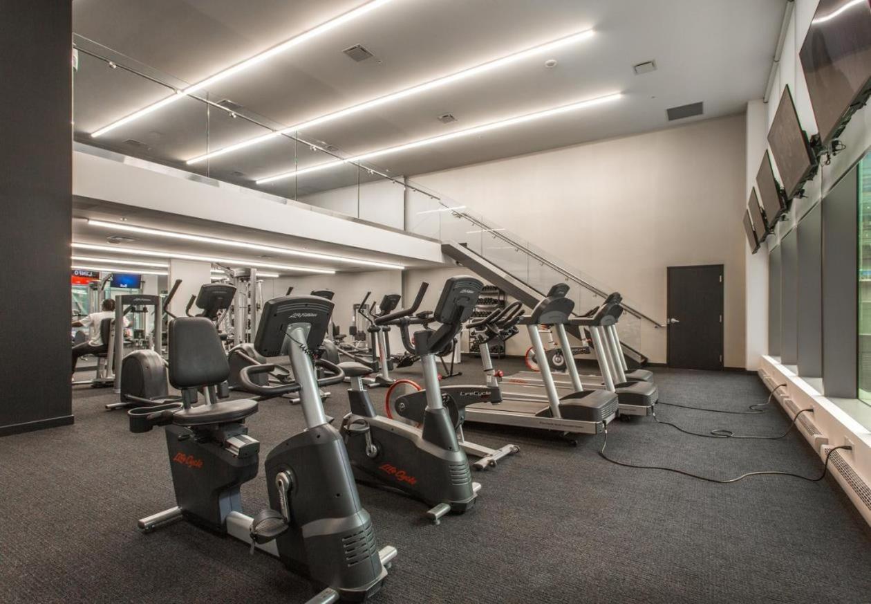 Apartment Perfect In Downtown Bell Center Montreal