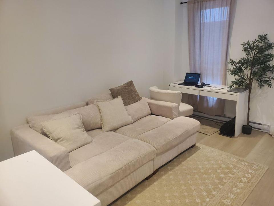 Atwater Luxe Loft Montreal