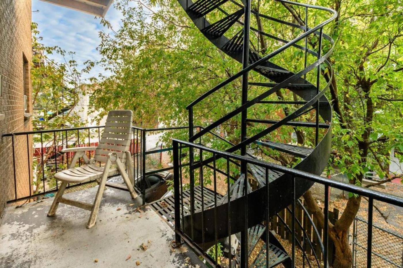 Apartment Spacious 3 Bedroom - 572 Montreal