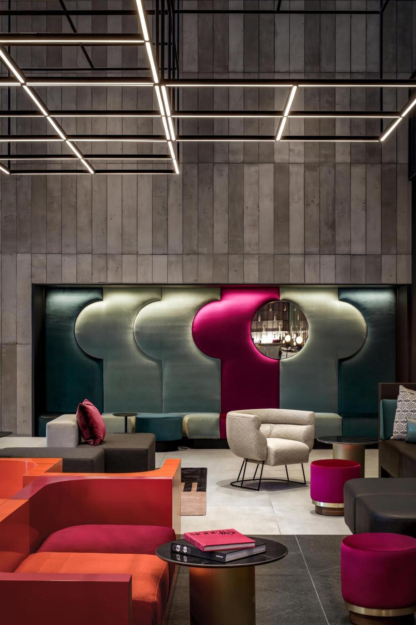 Hotel W