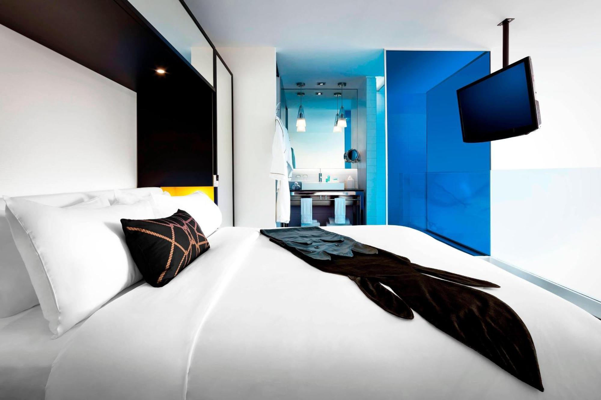 Hotel W